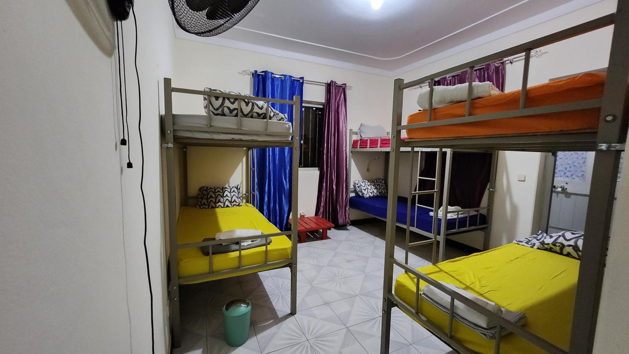 No Cash Accepted-Meeting Point Hostel- Praia, Also In Tarrafal & Fogo Exterior photo